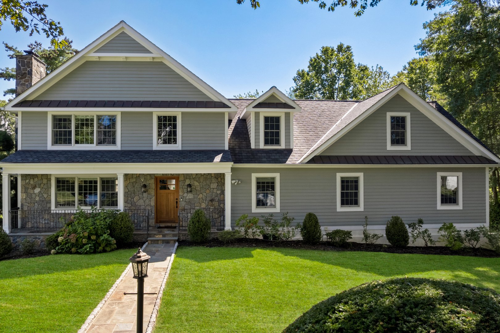 31 Garden Road Photo 3