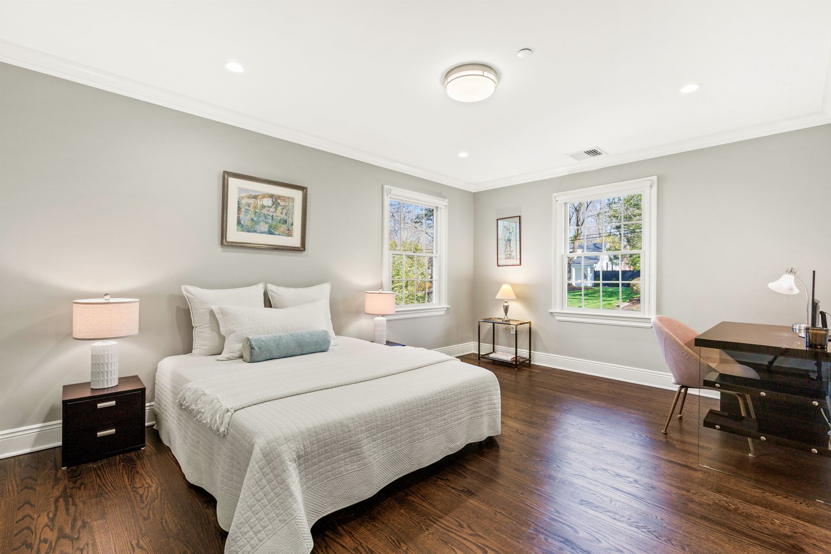 31 Garden Road Photo 16