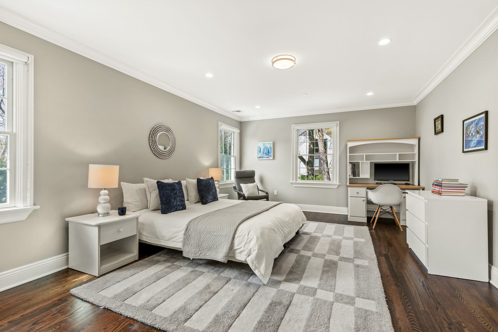 31 Garden Road Photo 17