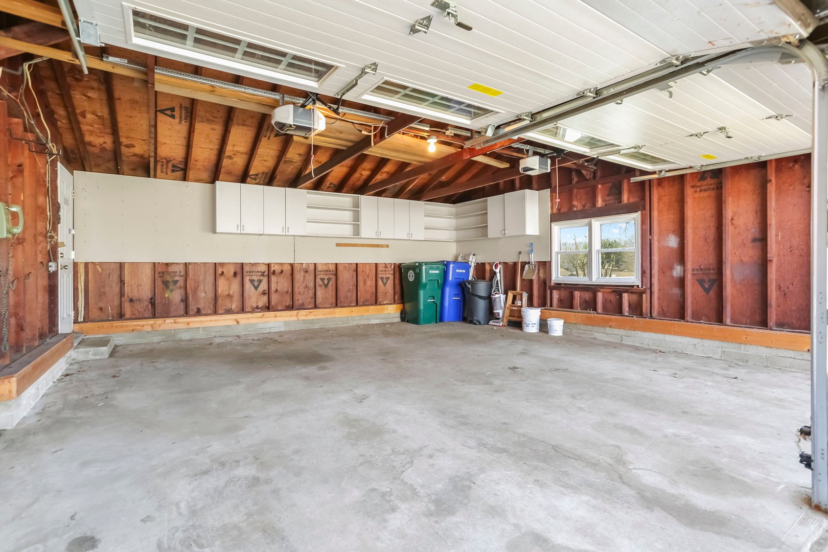 195 Post Oak Road Photo 27