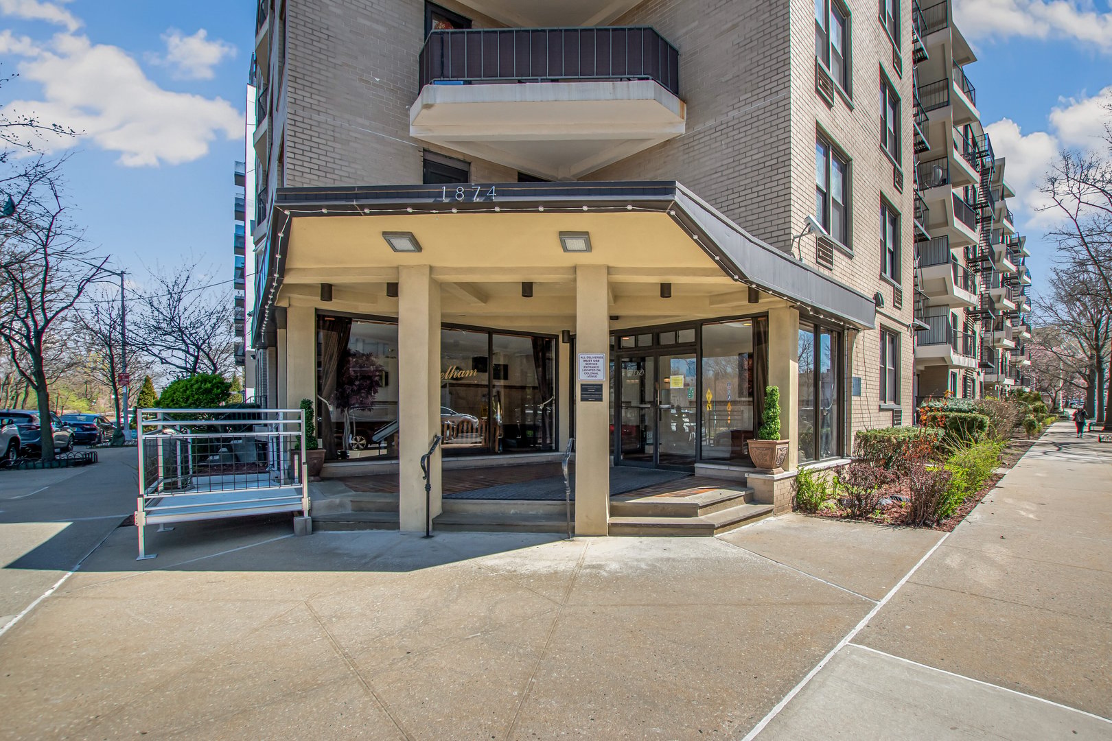 1874 Pelham Parkway S  #4A Photo 1