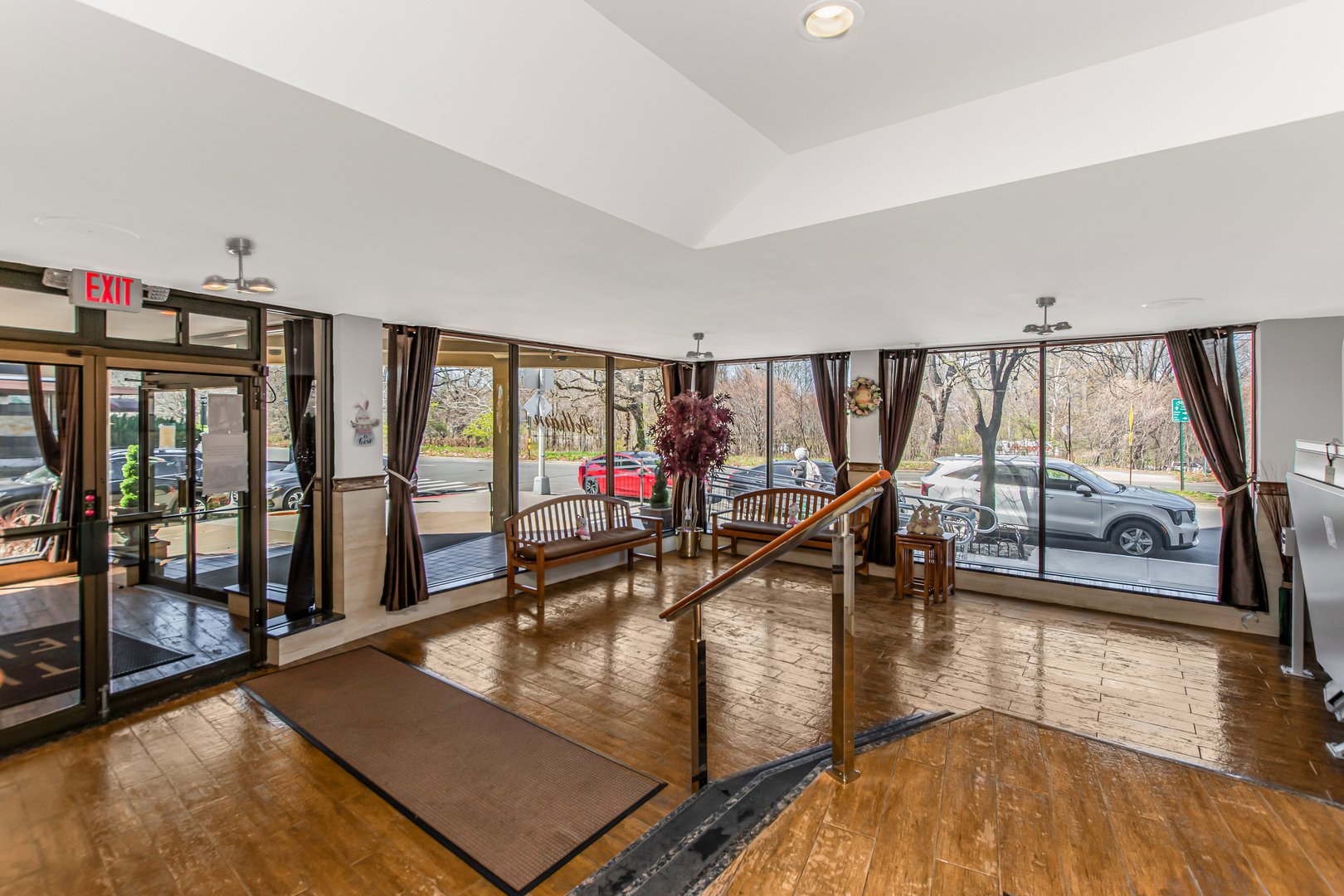 1874 Pelham Parkway S  #4A Photo 9