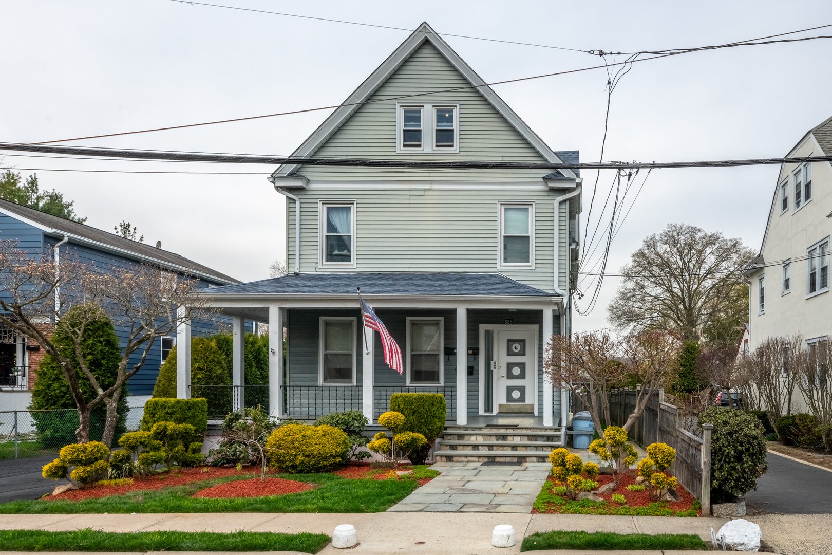 538 Jefferson Avenue Photo 2