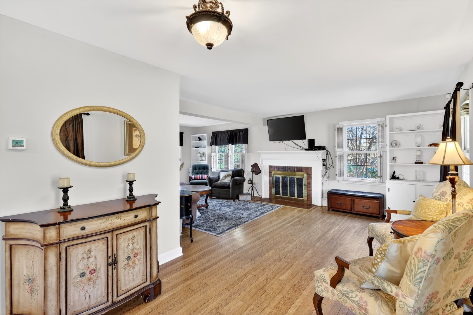 18 Taylor Road Photo 5