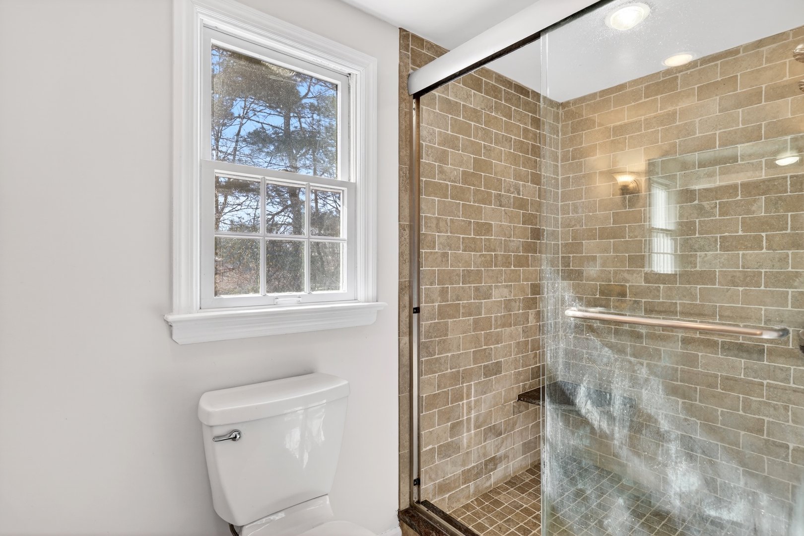 18 Taylor Road Photo 18