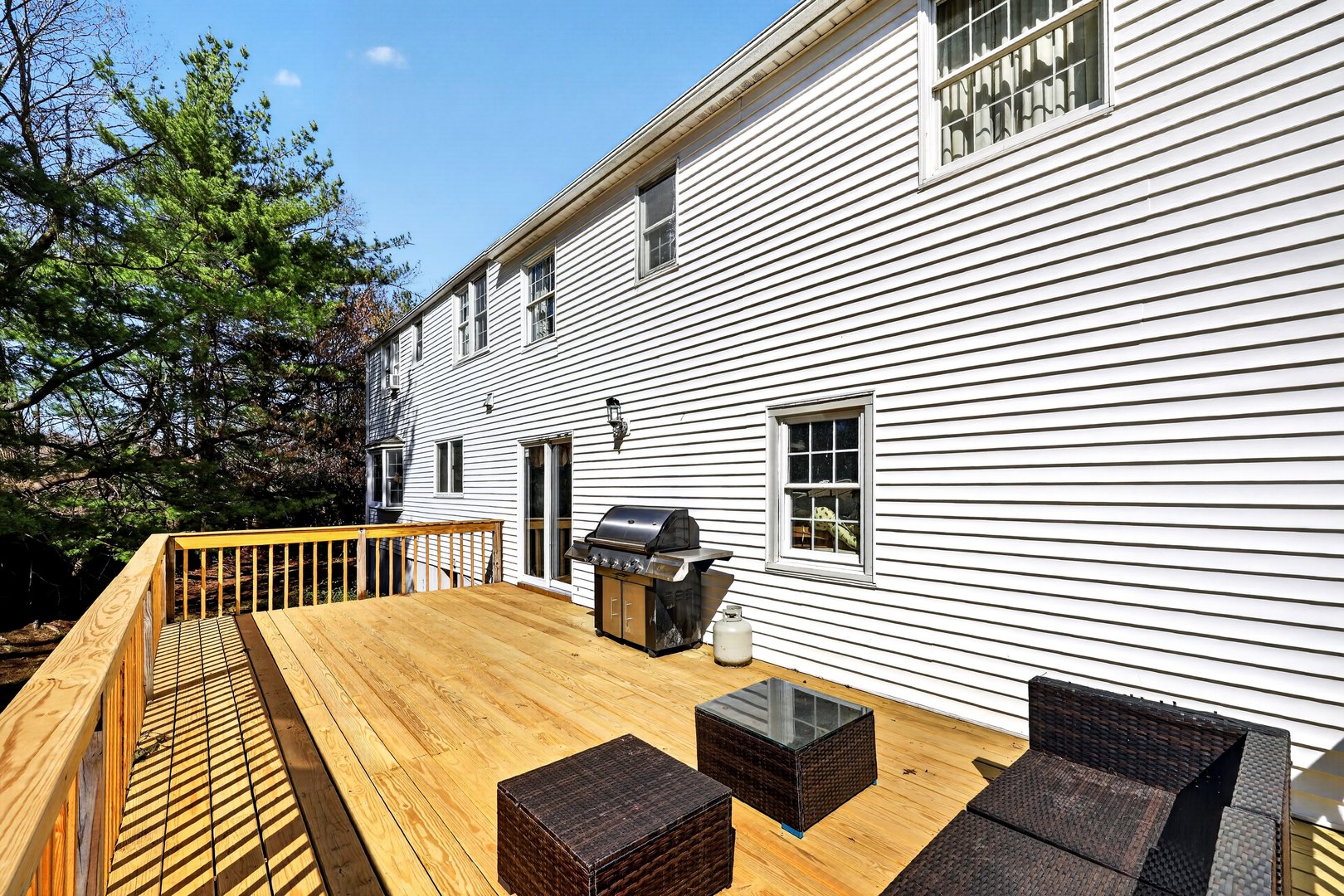 18 Taylor Road Photo 25