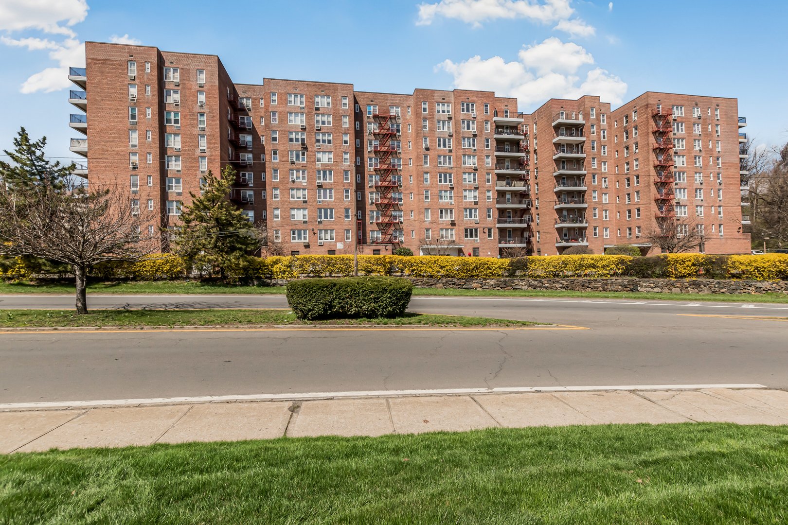 245 Rumsey Road  #5G Photo 9