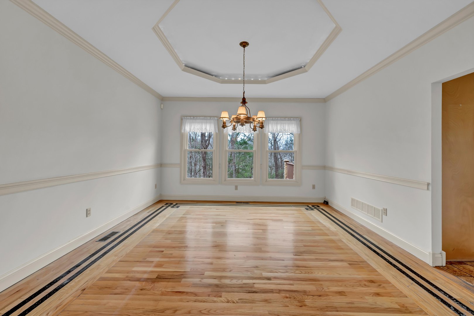 201 Grey Rock Road Photo 9