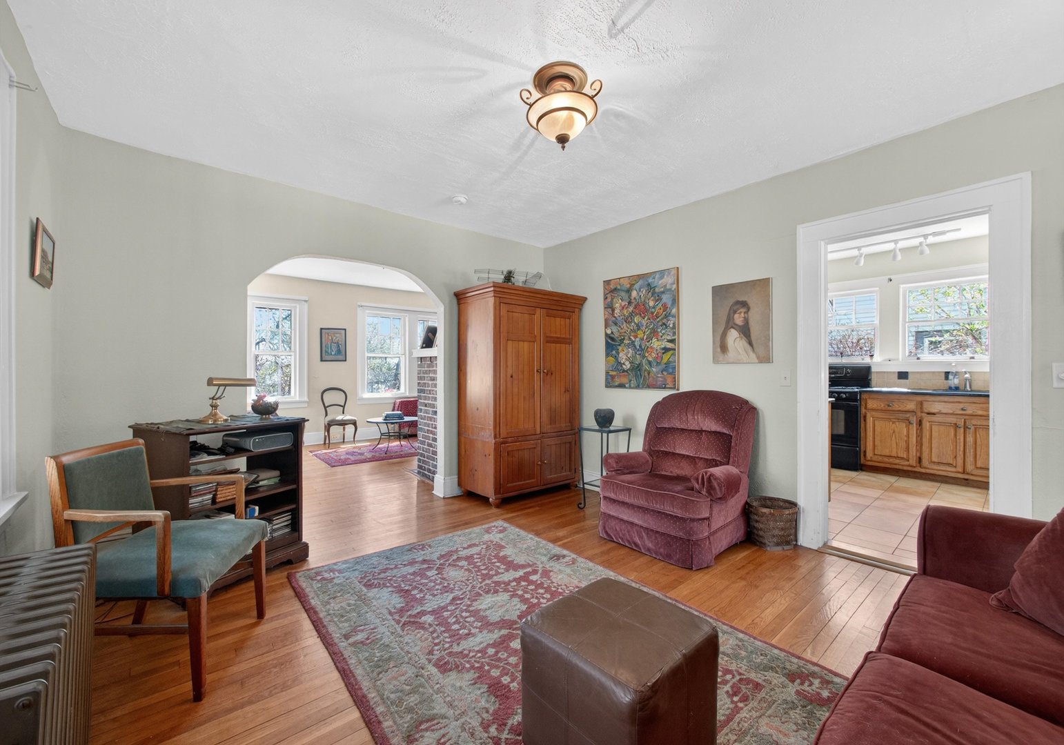 108 Summit Avenue Photo 9