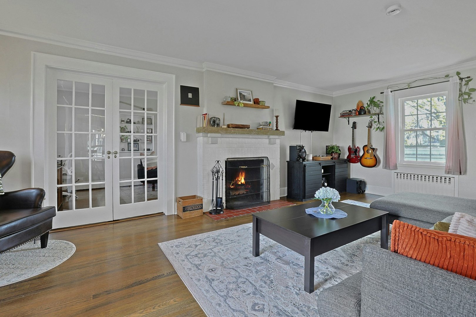 18 Austin Place Photo 3