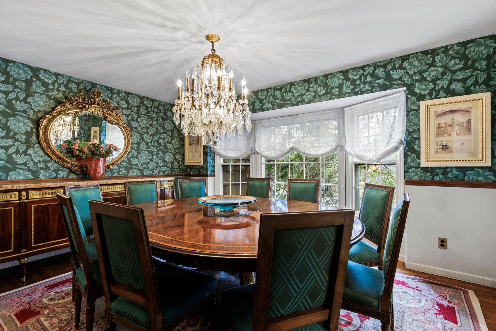 3 Penny Lane Photo 4