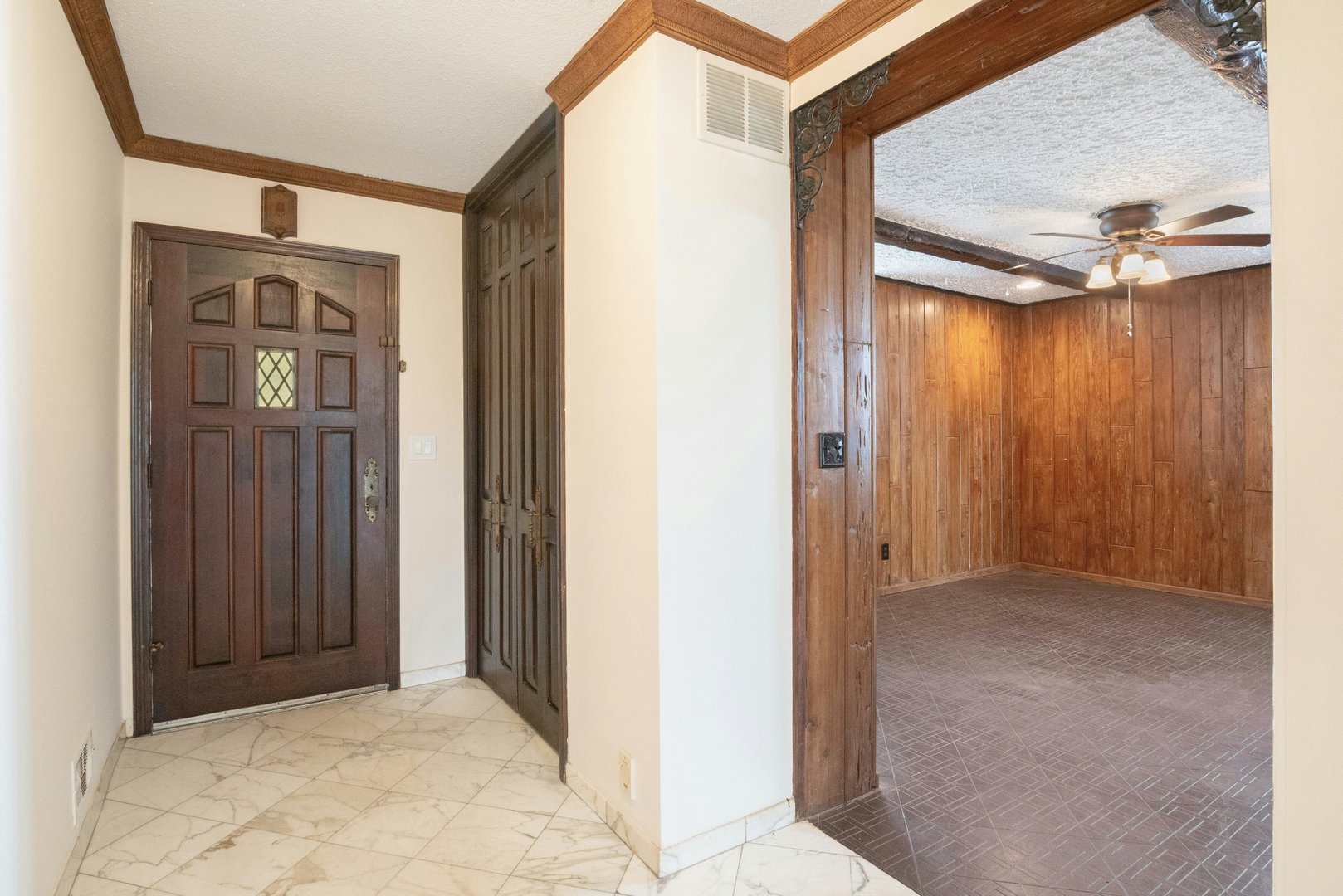 1211 Colony Drive Photo 4