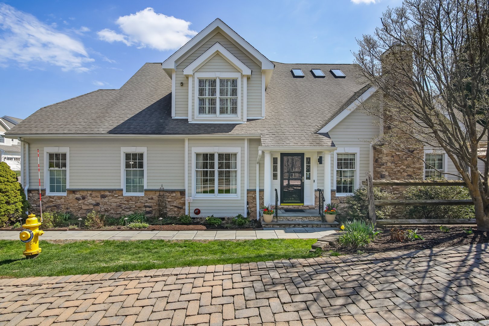 638 Danbury Road  #64 Photo 2