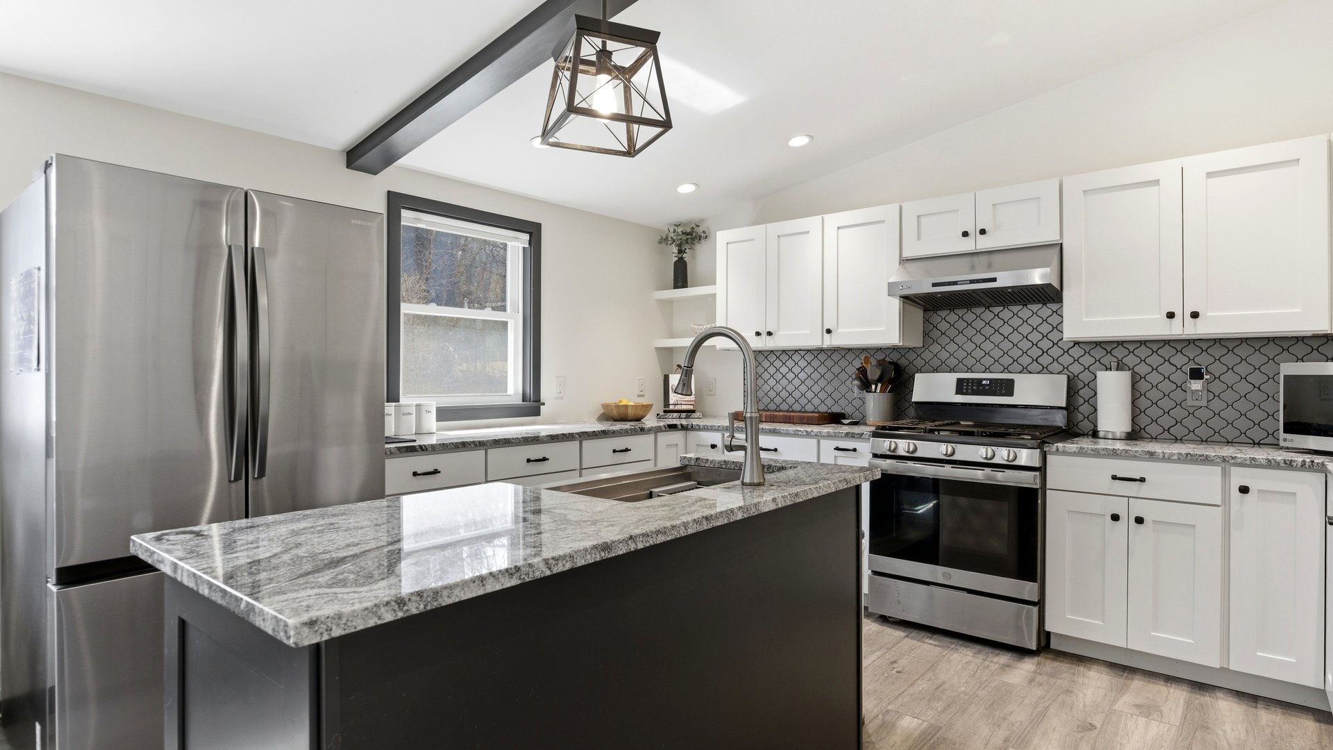 4 Fox Meadow Ln Photo 4