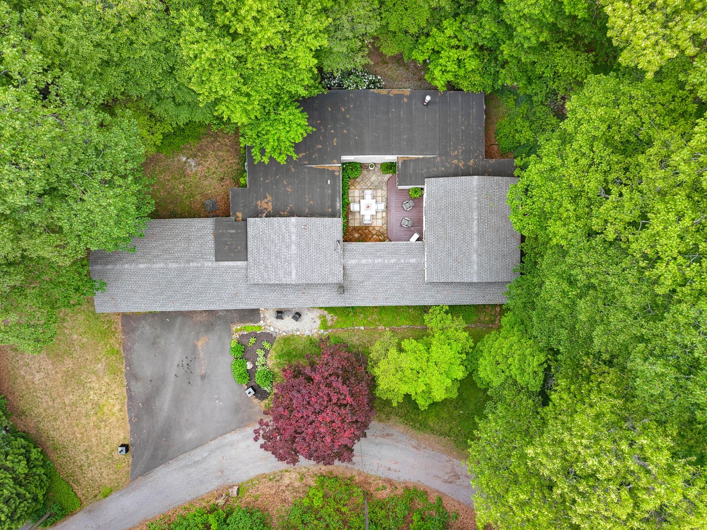 35 Old Acres Road Photo 4