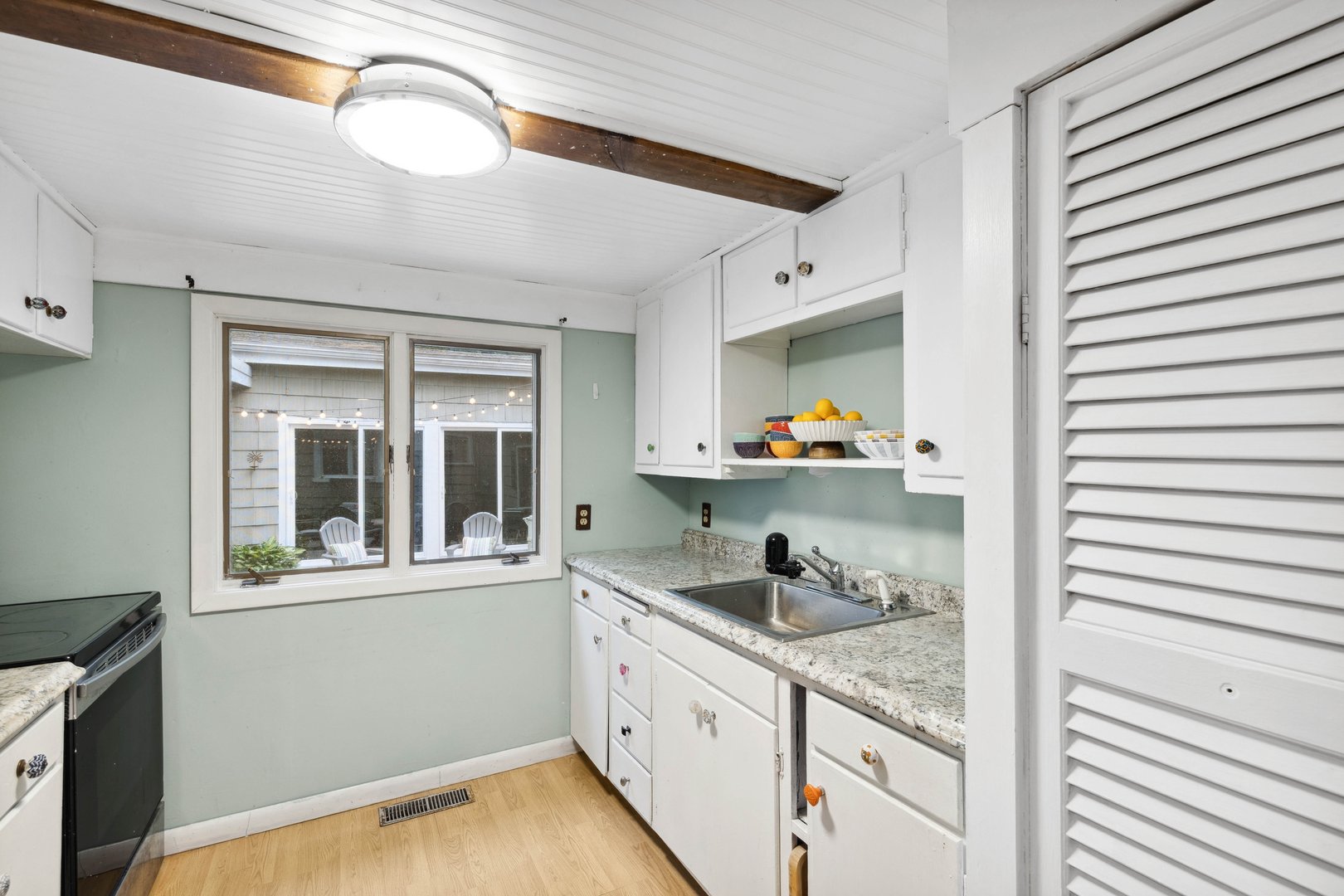 35 Old Acres Road Photo 9