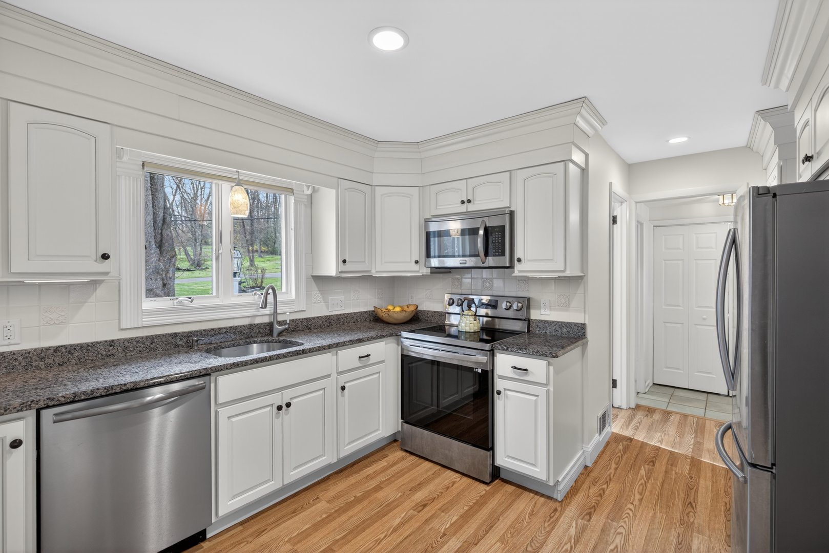 7 Pleasant Hill Road Photo 2