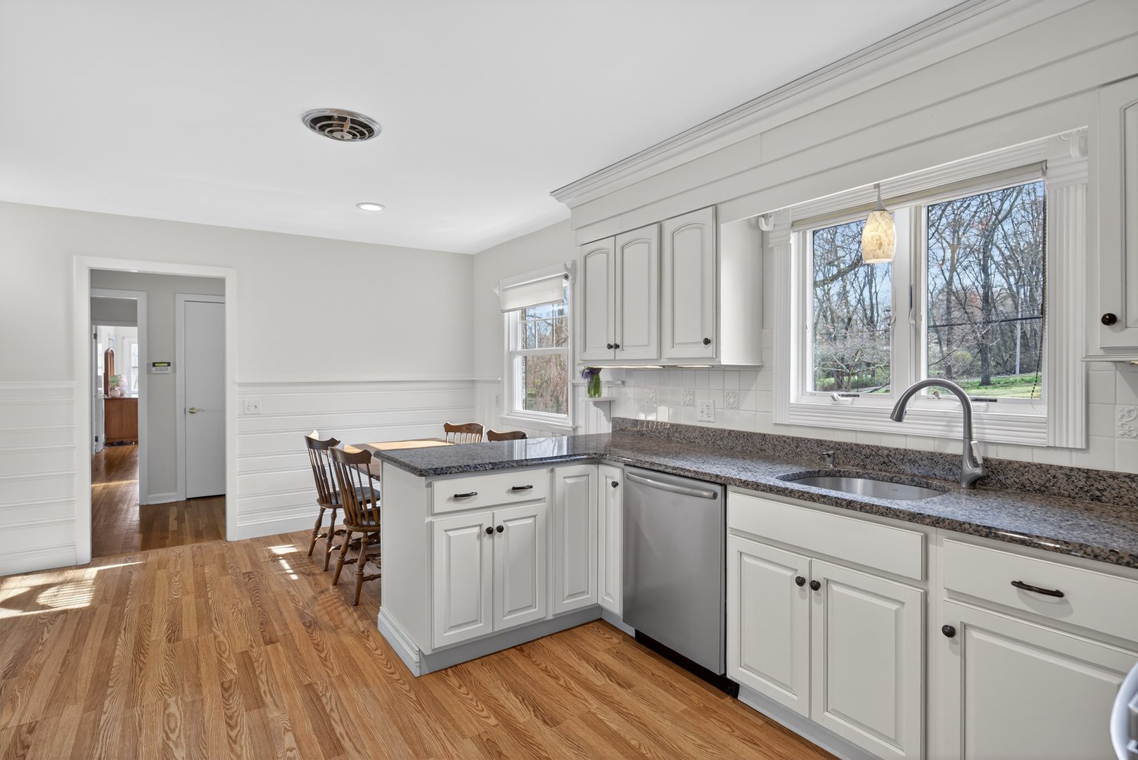 7 Pleasant Hill Road Photo 4