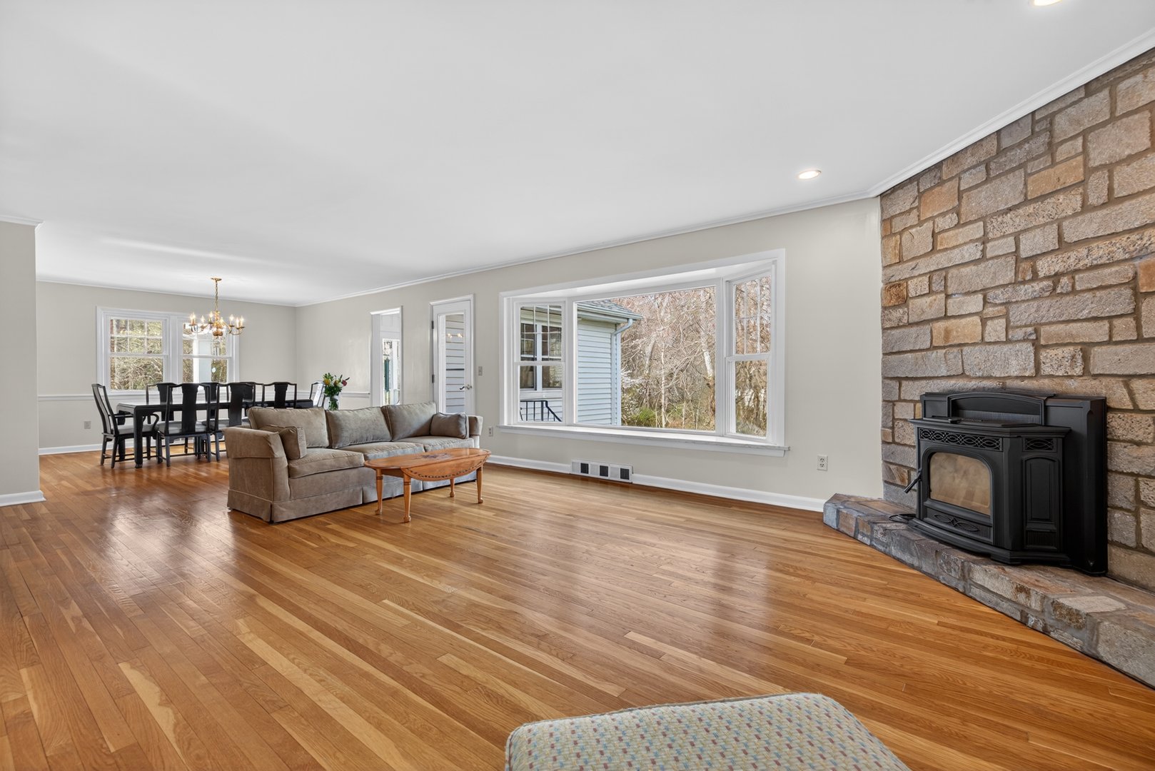 7 Pleasant Hill Road Photo 5