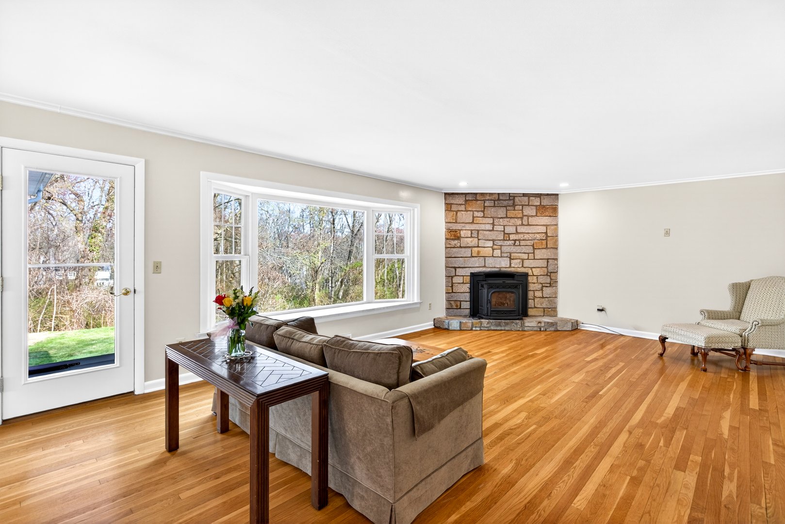 7 Pleasant Hill Road Photo 7