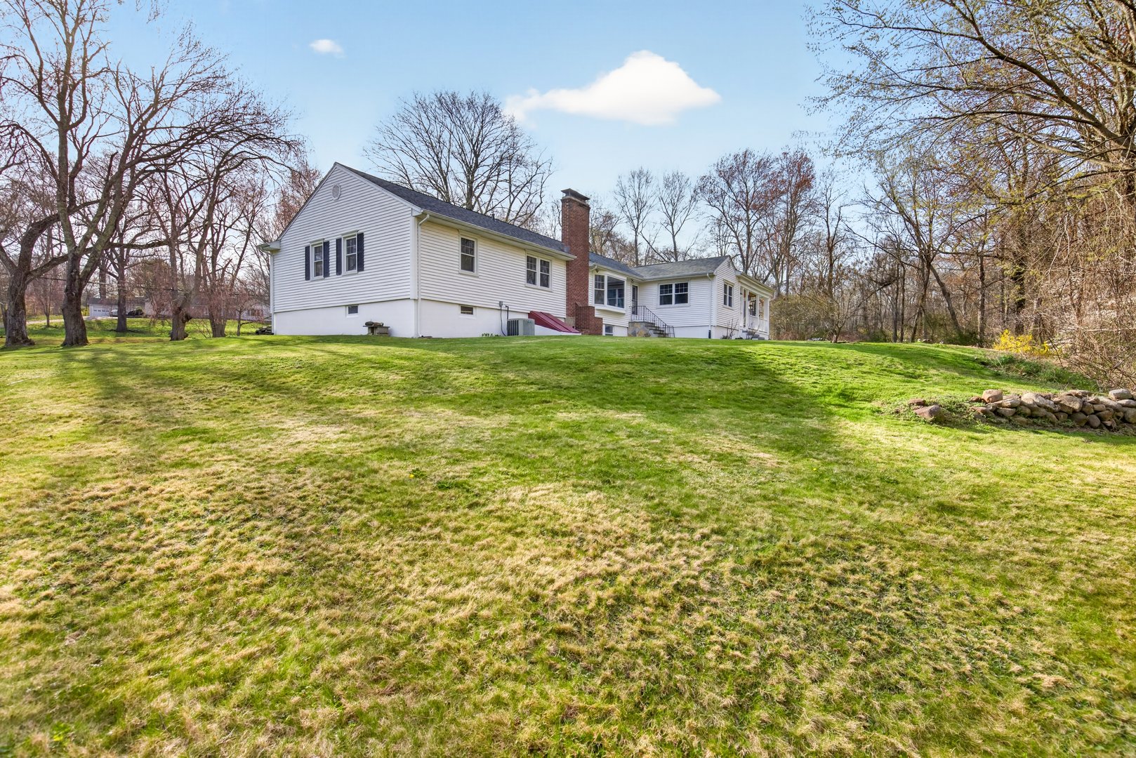 7 Pleasant Hill Road Photo 24