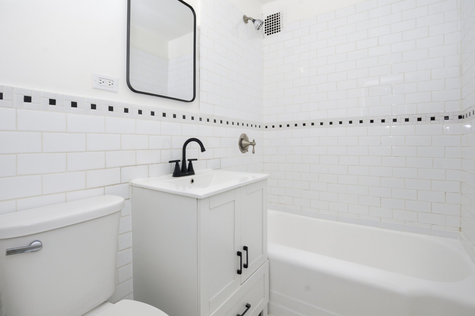 2385 Barker Avenue  #6S Photo 11