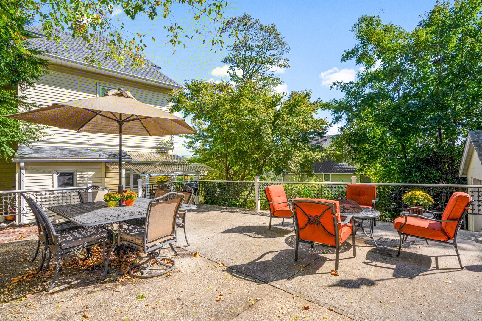 49 Weaver Street Photo 6