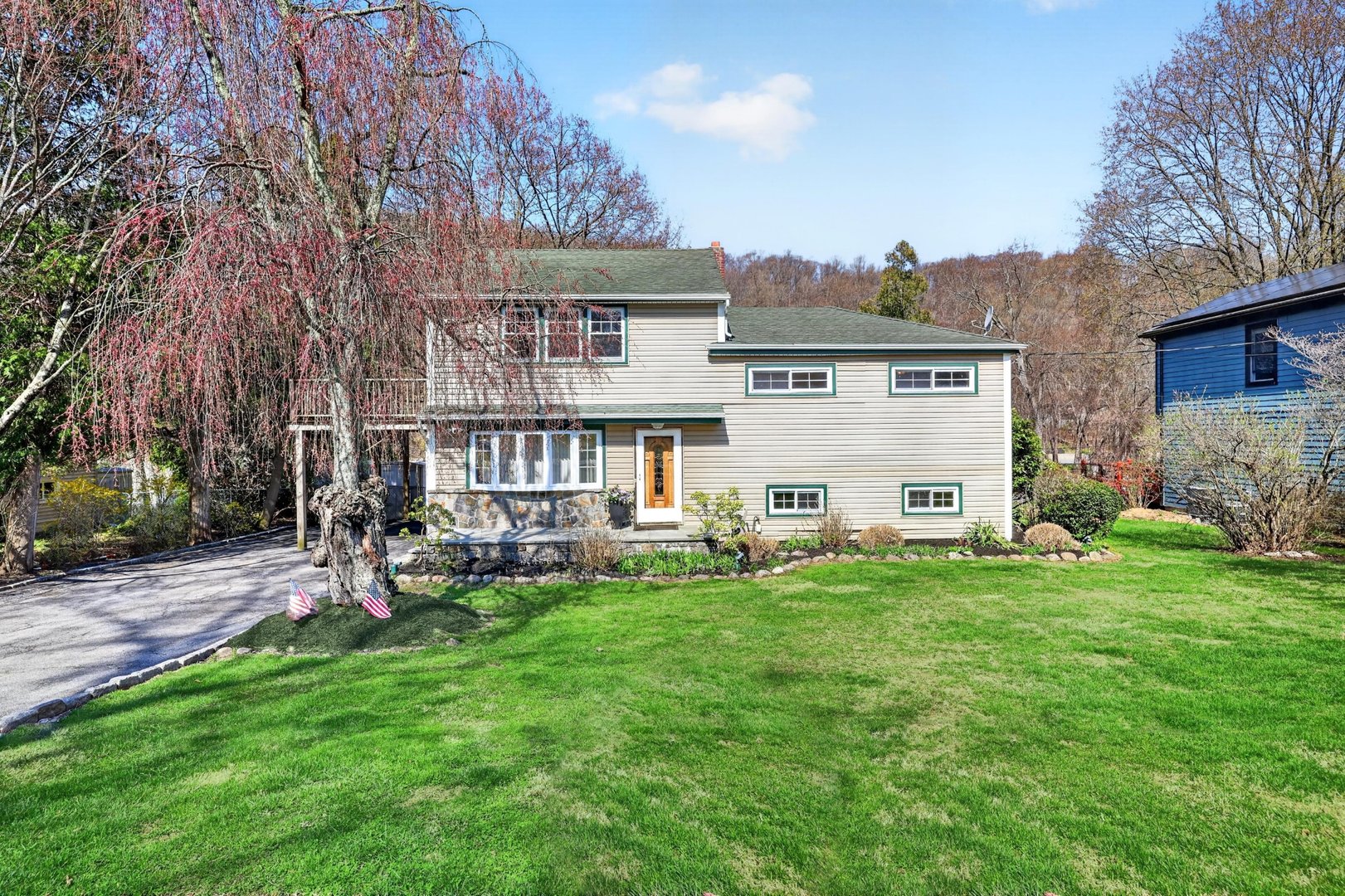 606 Washington Avenue Photo 1