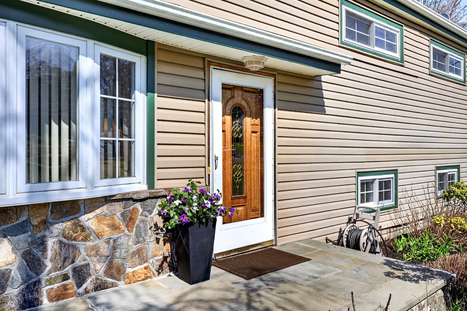 606 Washington Avenue Photo 3