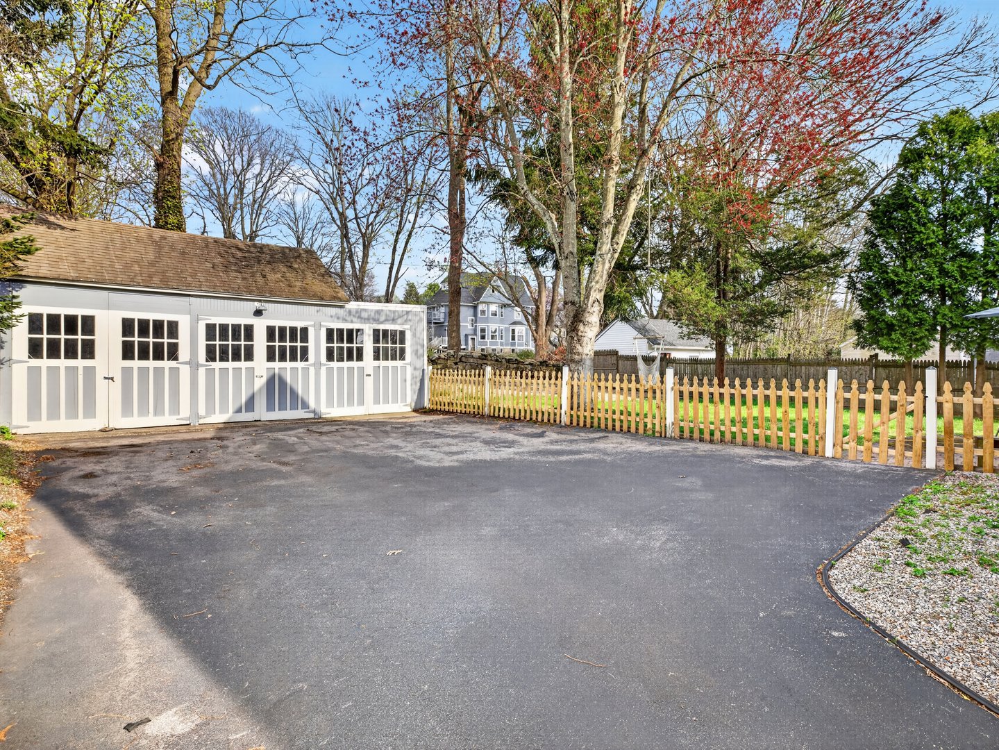 68 Ramsdell Street Photo 27