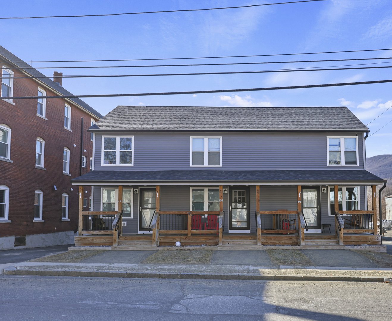 16 & 18 North Summer St Photo 2
