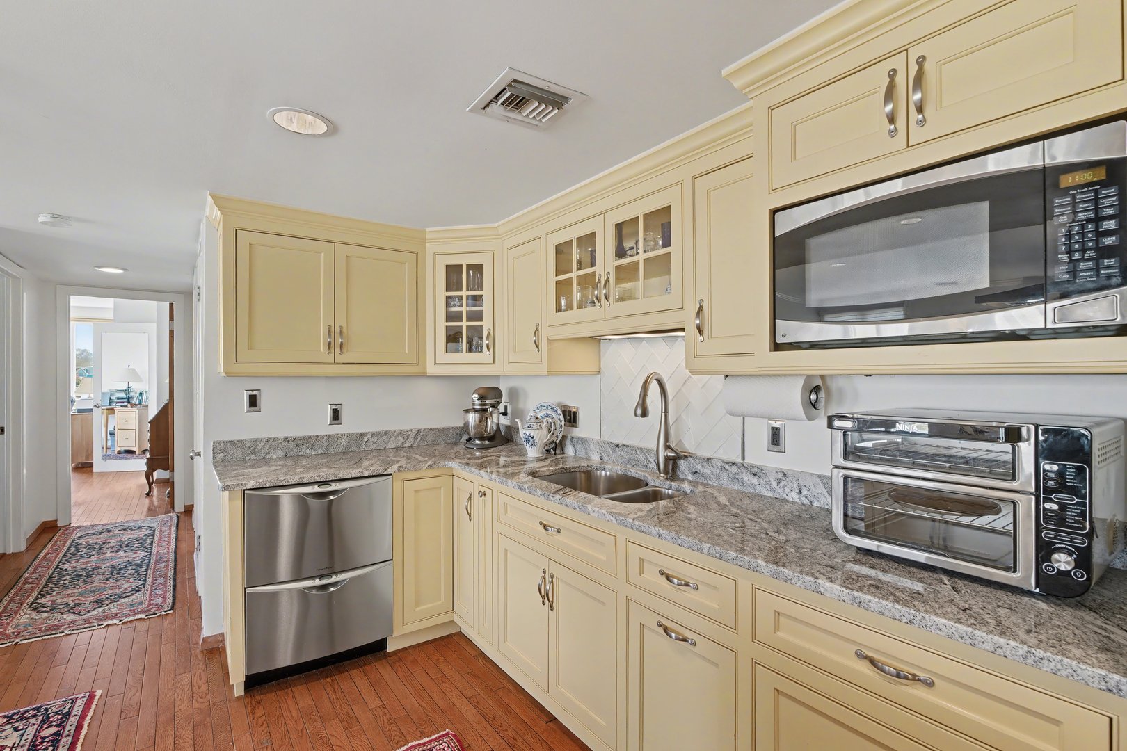 15-1/2 Water Street  #4 Photo 12