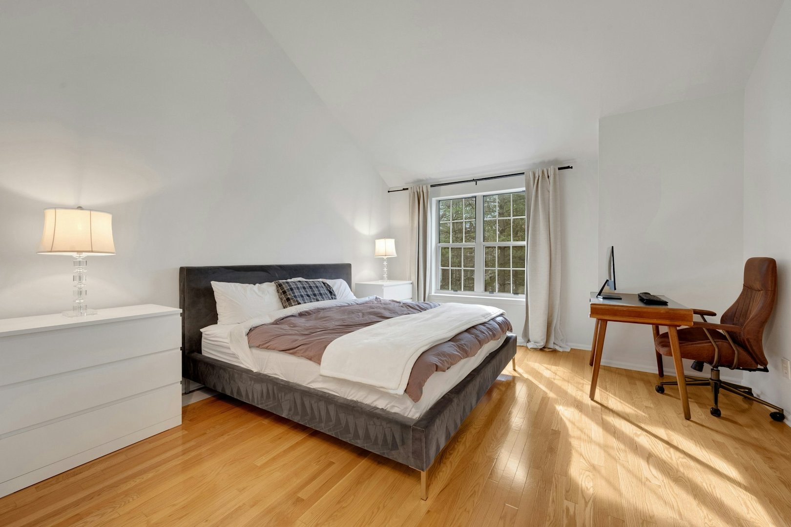 1403 Pondcrest Lane Photo 11