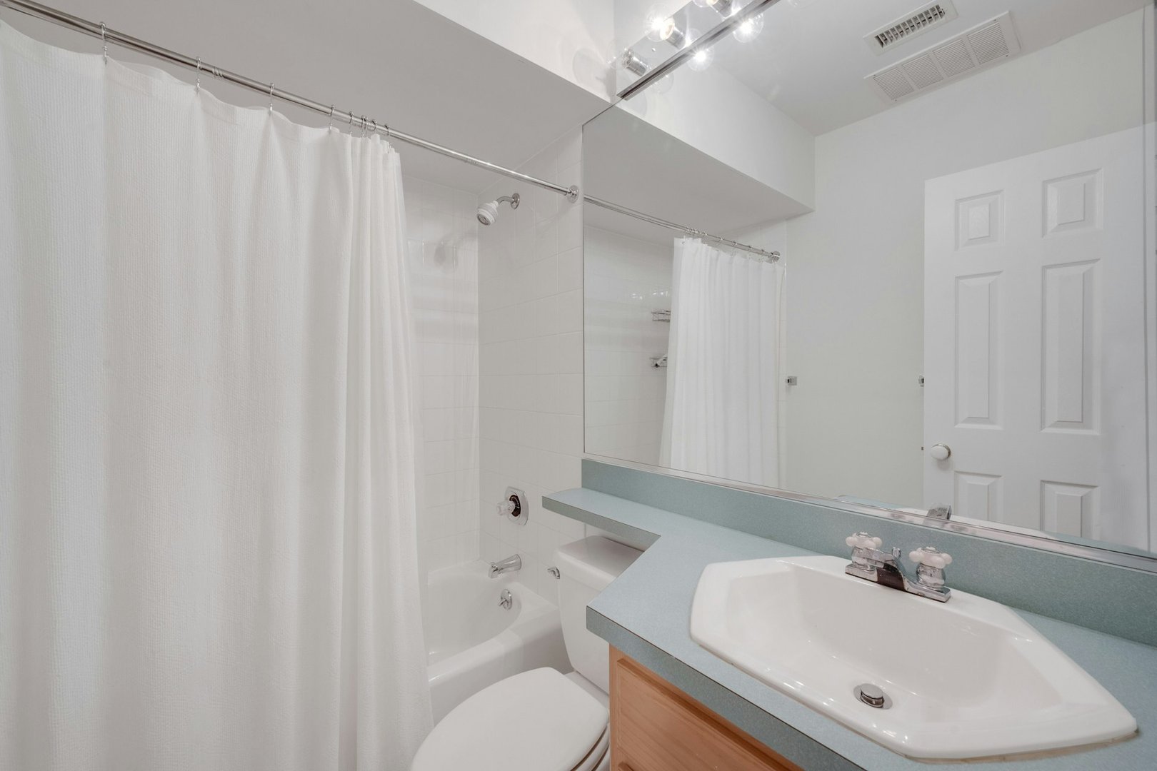 1403 Pondcrest Lane Photo 19