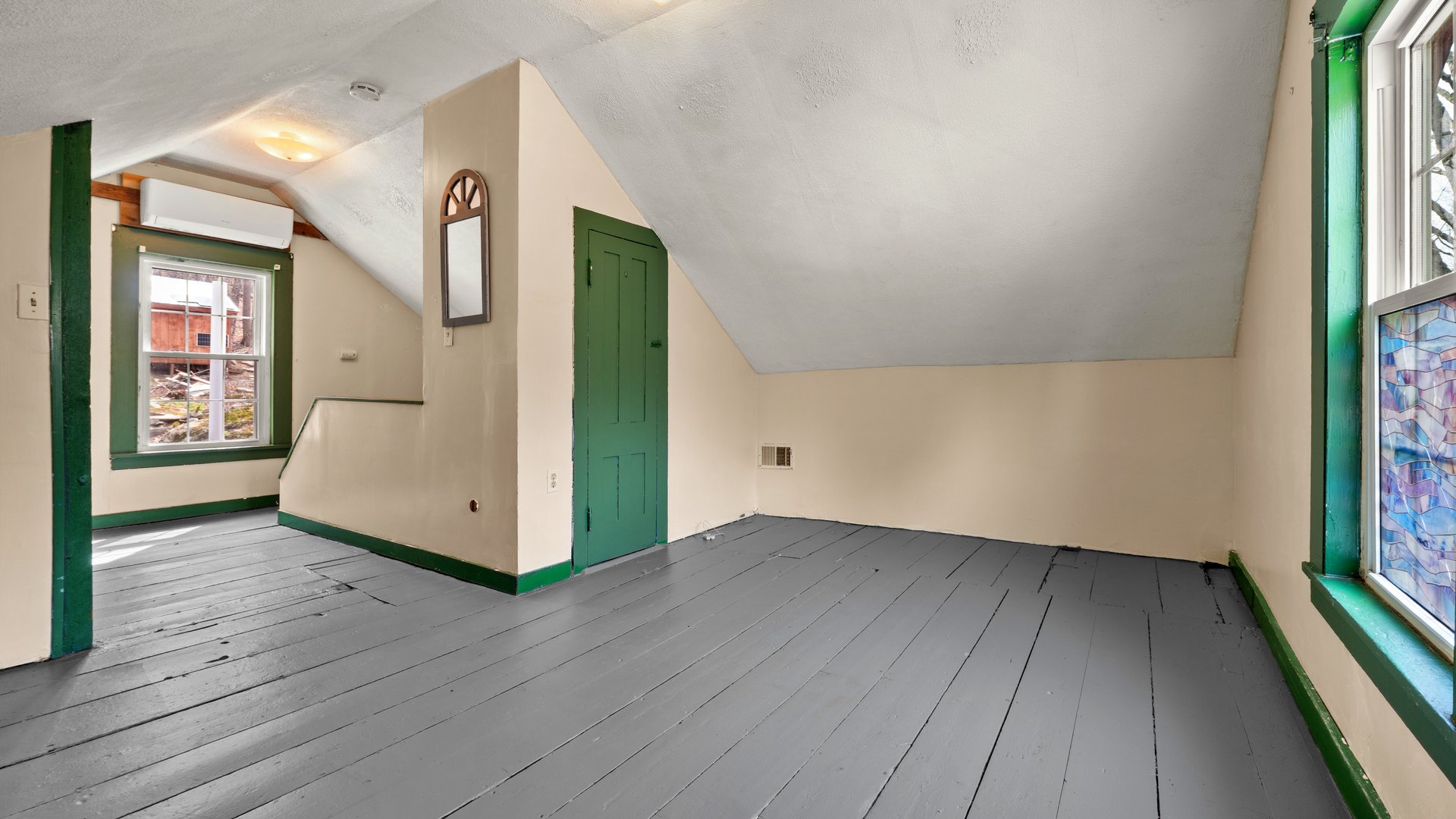 3186 Main St Photo 12