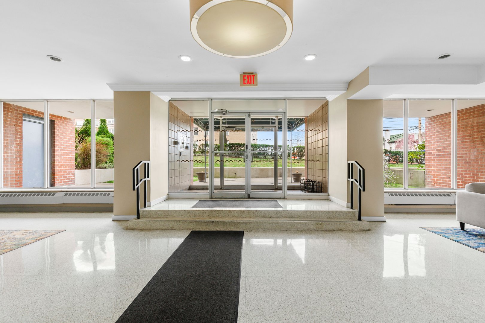 370 Westchester Avenue  #5C Photo 4