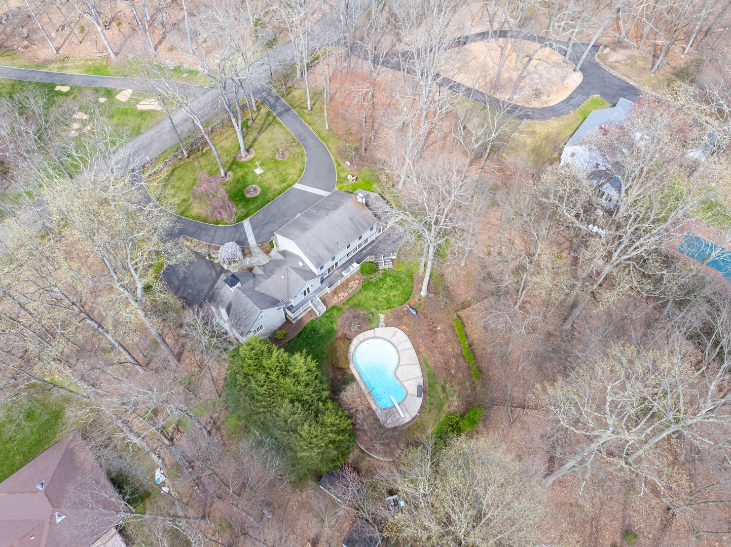 88 Bentwood Drive Photo 33