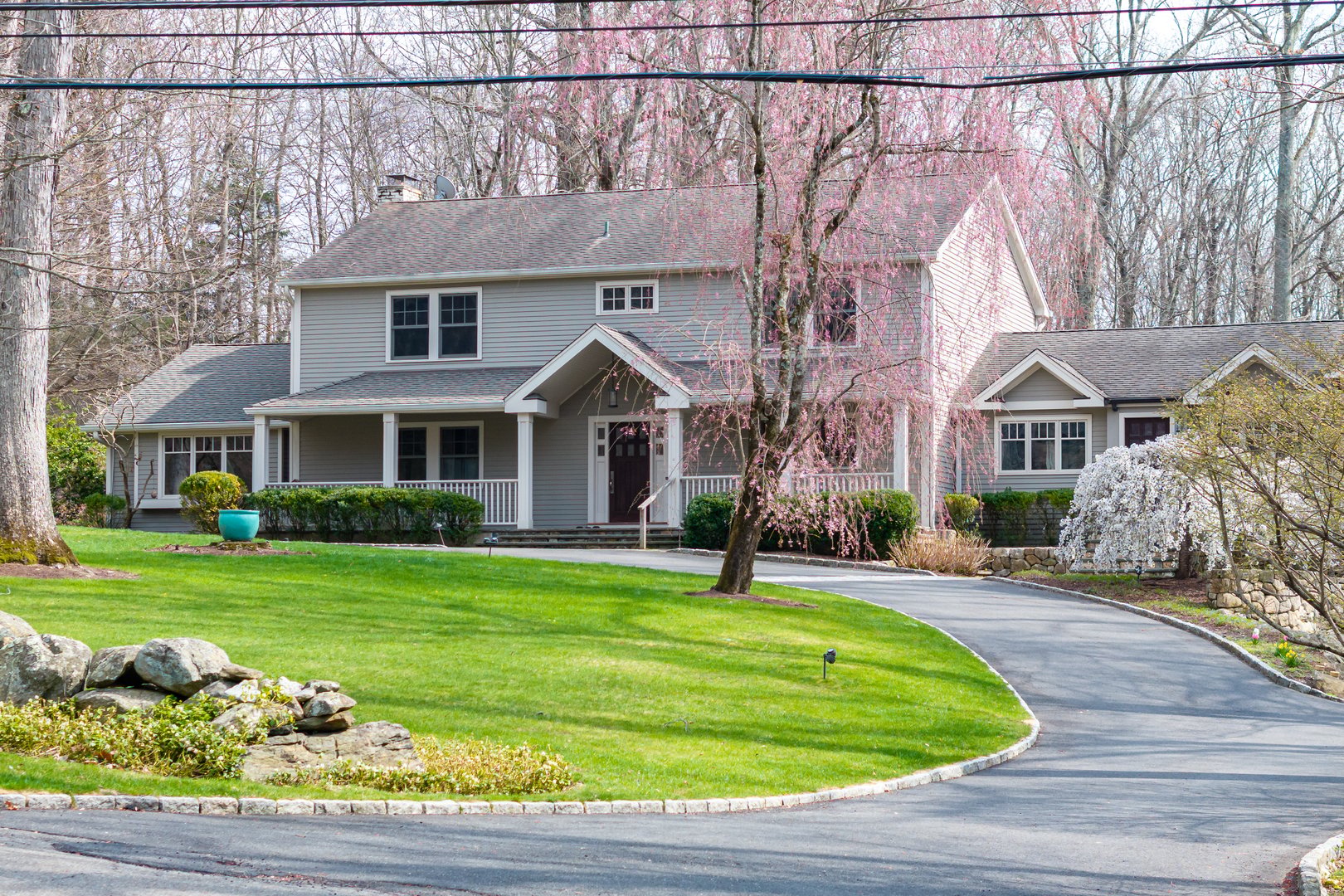 88 Bentwood Drive Photo 2