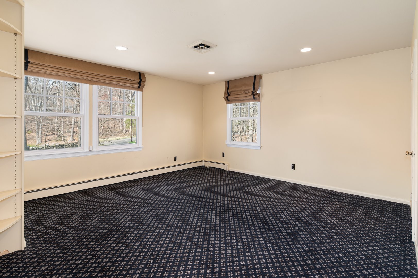 88 Bentwood Drive Photo 21