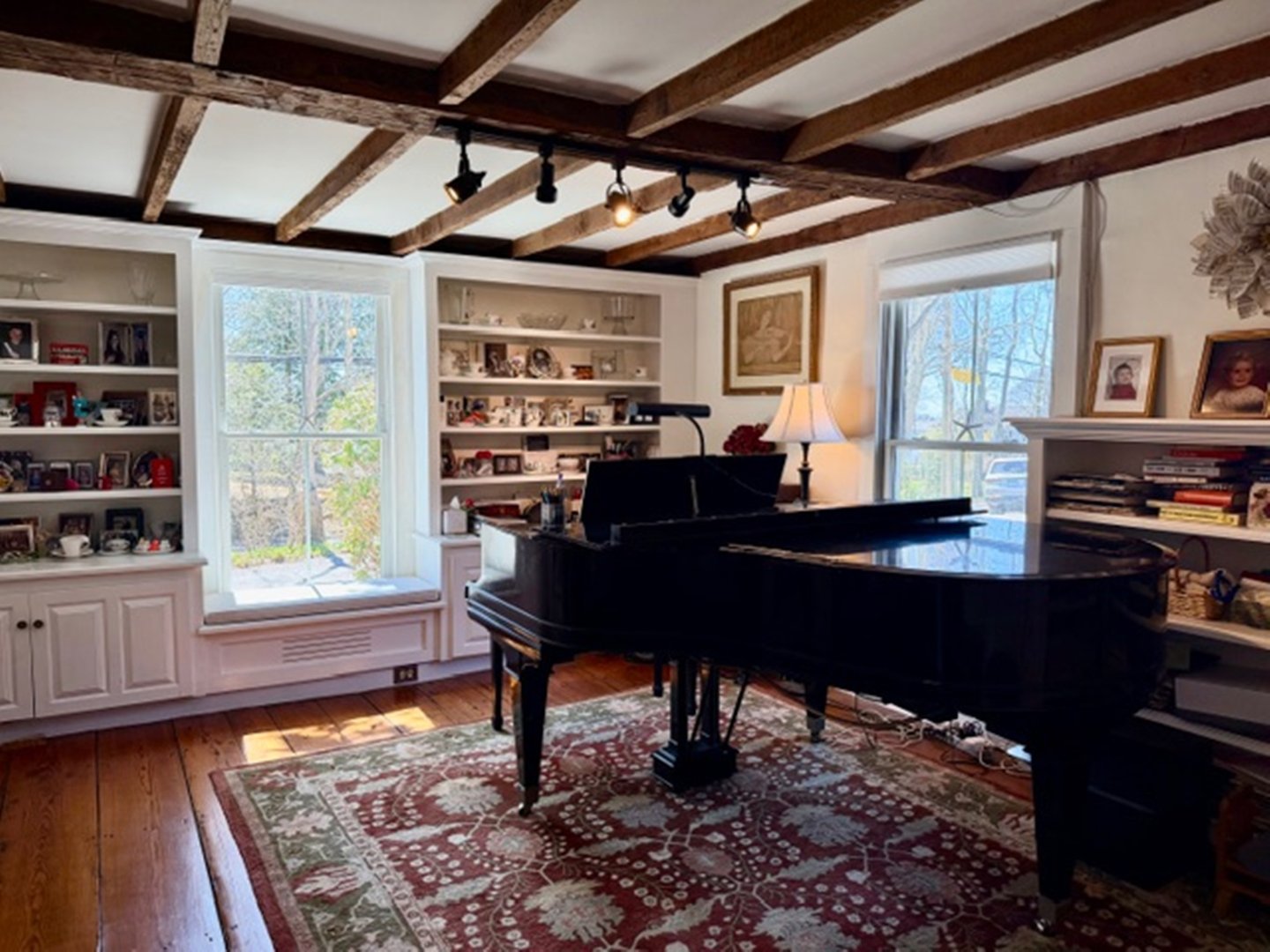 509 Boston Post Road Photo 22