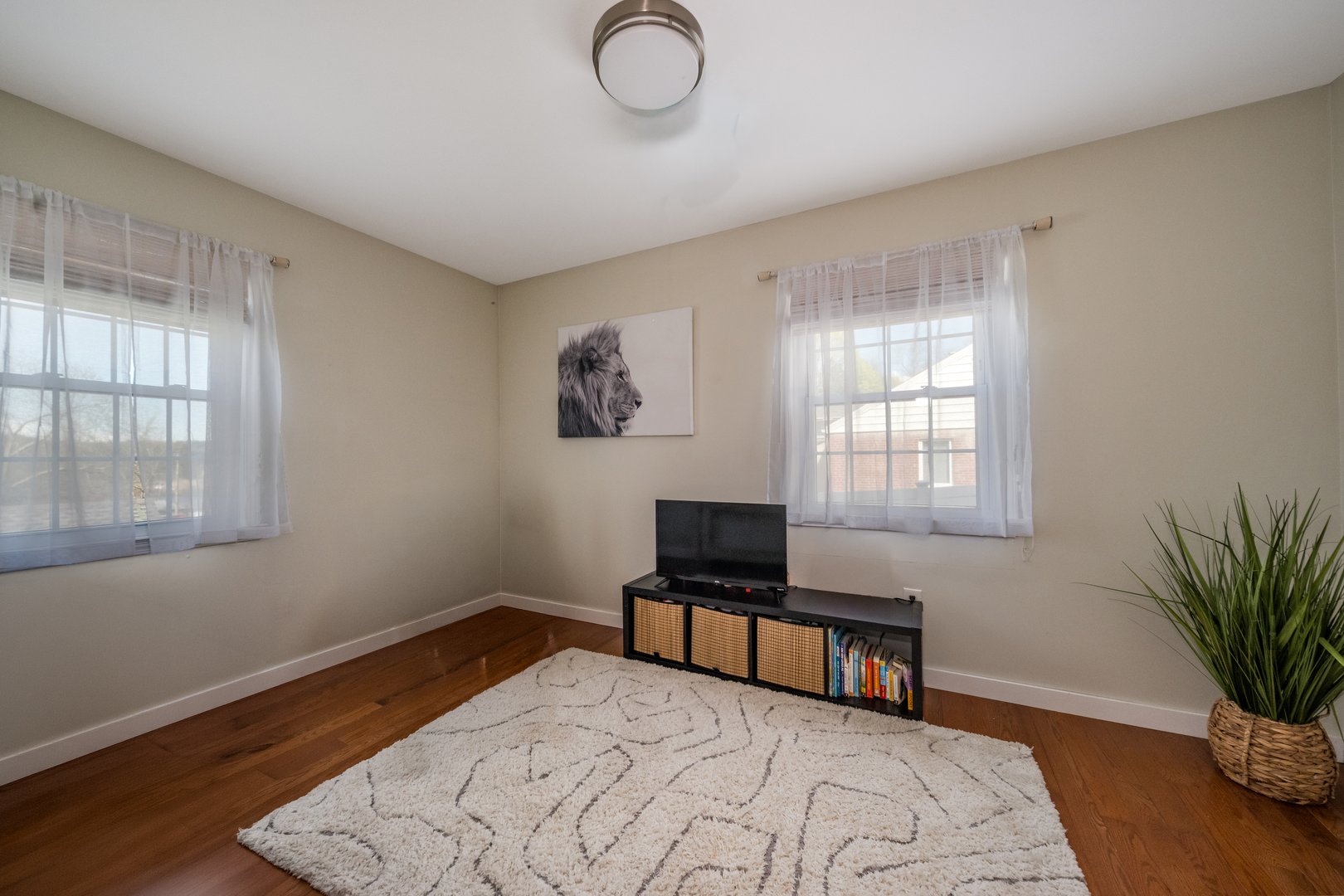 2 Lakeview Terrace Photo 18