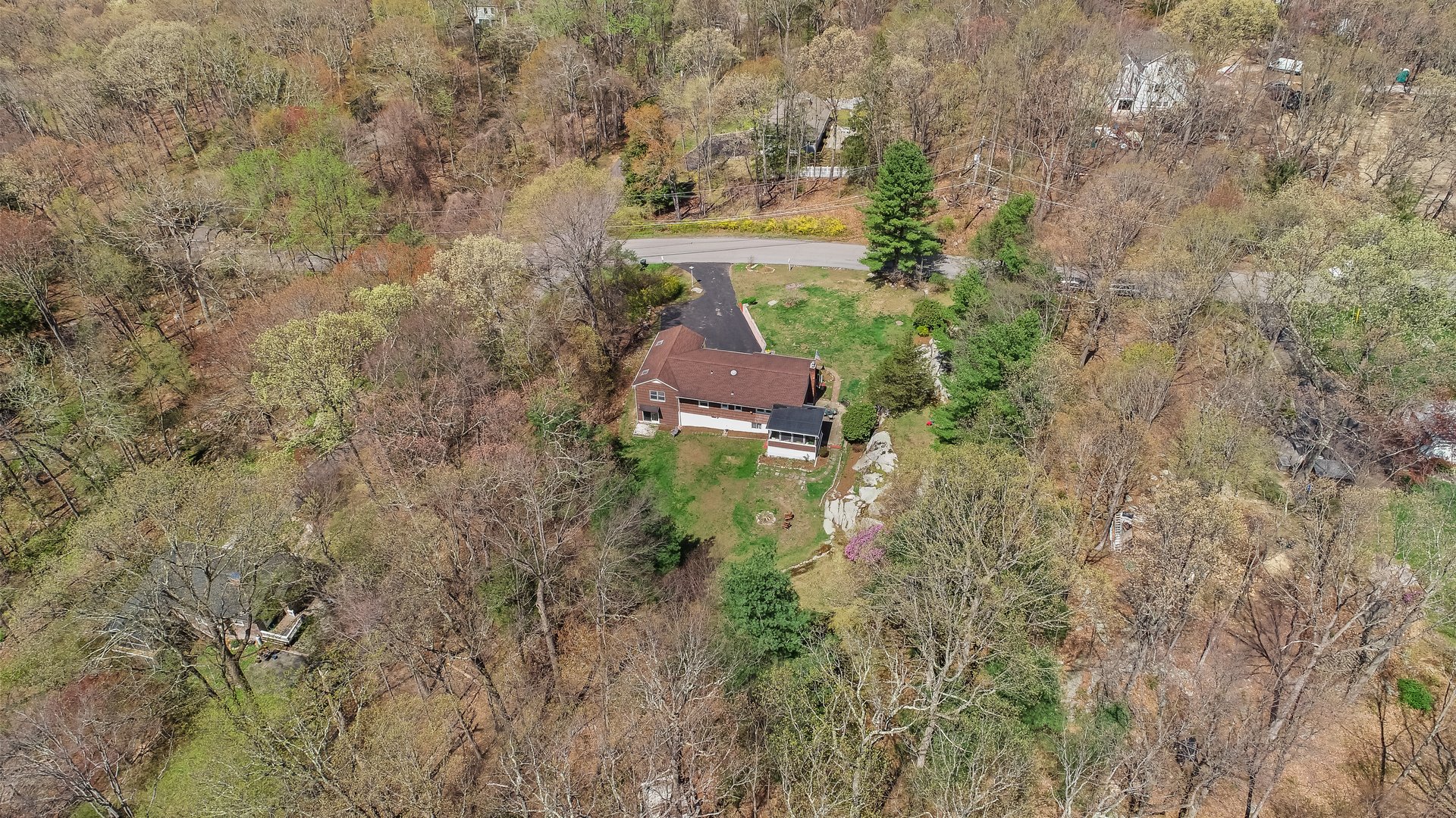 34 Glen Drive Photo 3
