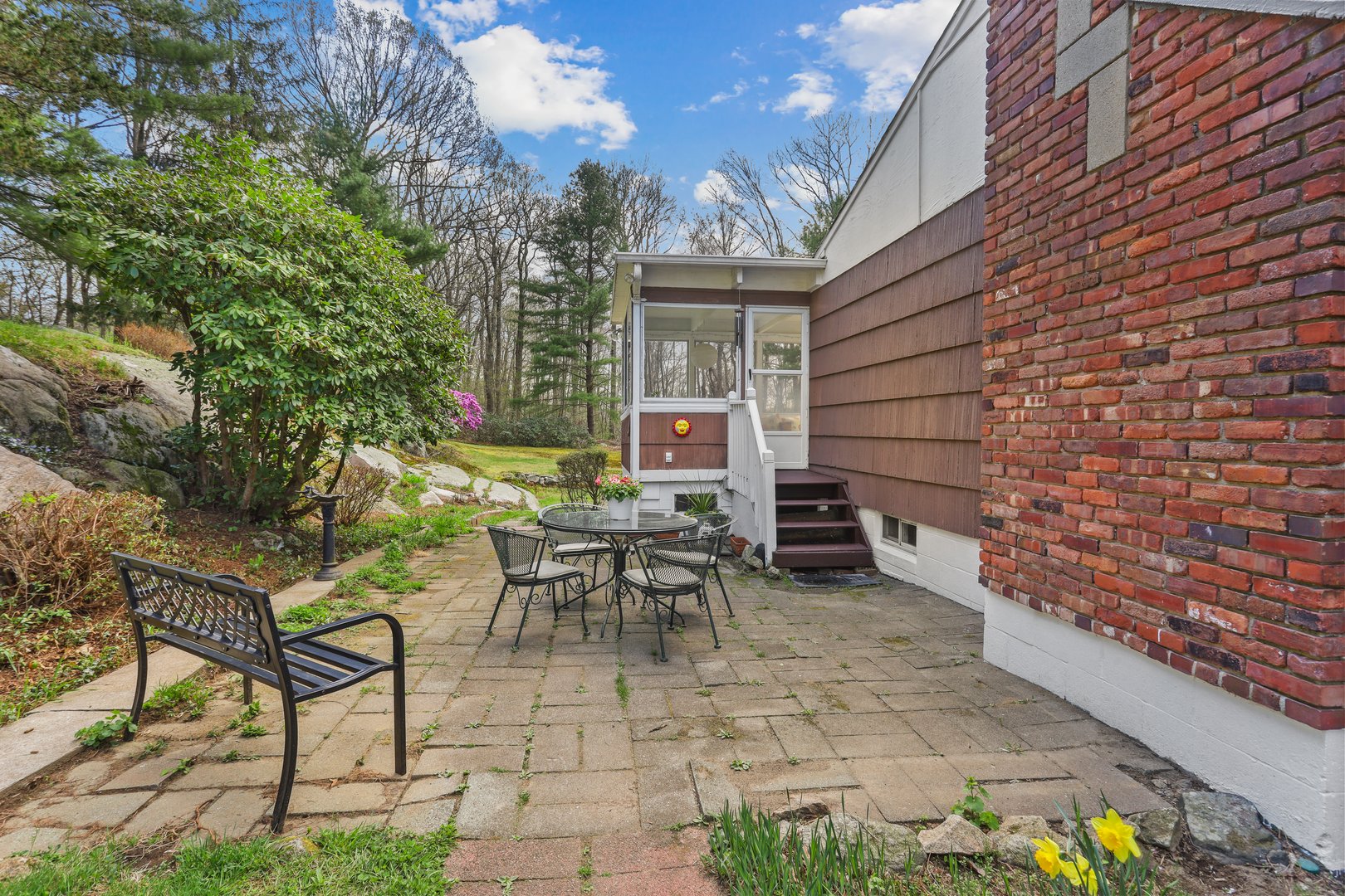 34 Glen Drive Photo 11
