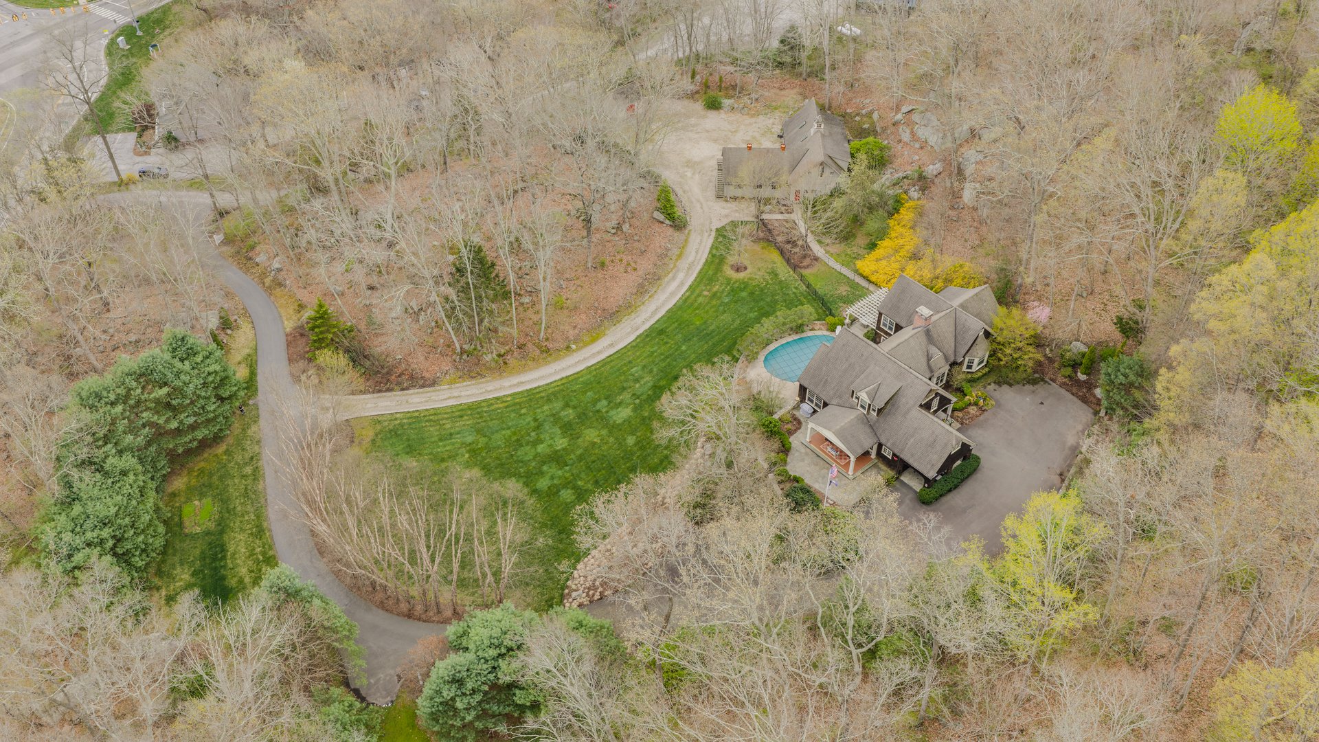 108 Westbrook Road Photo 6