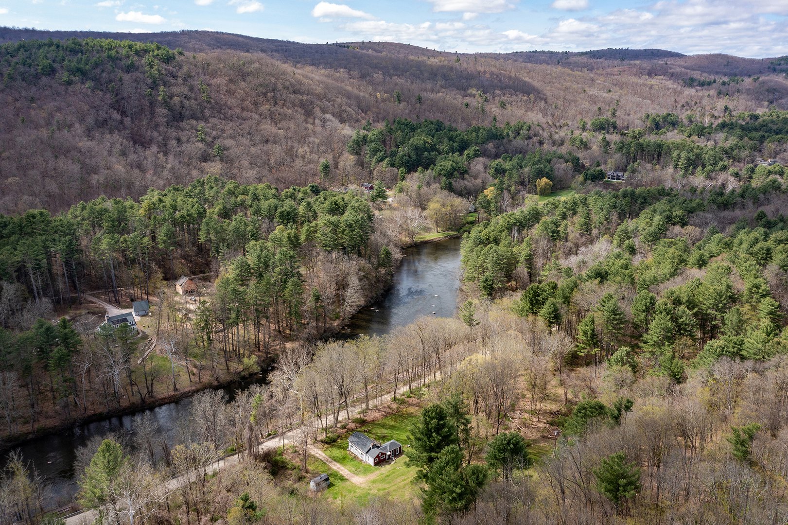 242 River Road Photo 20