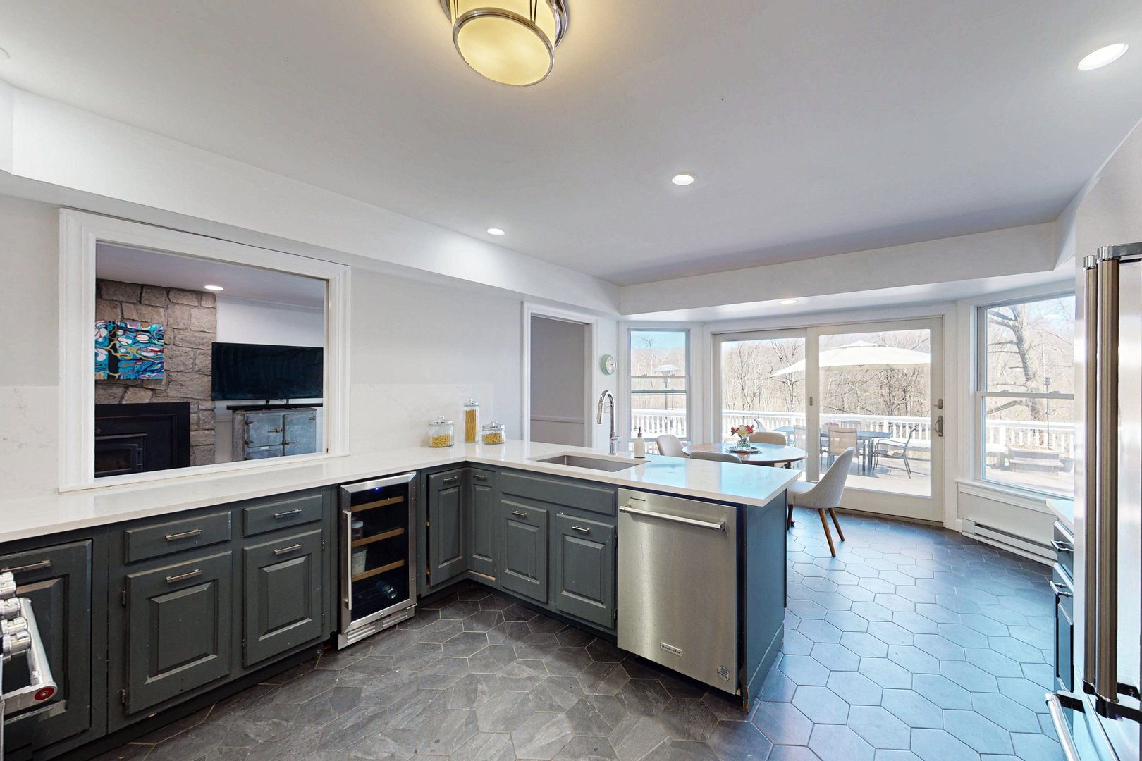 42 Wedgewood Drive Photo 22