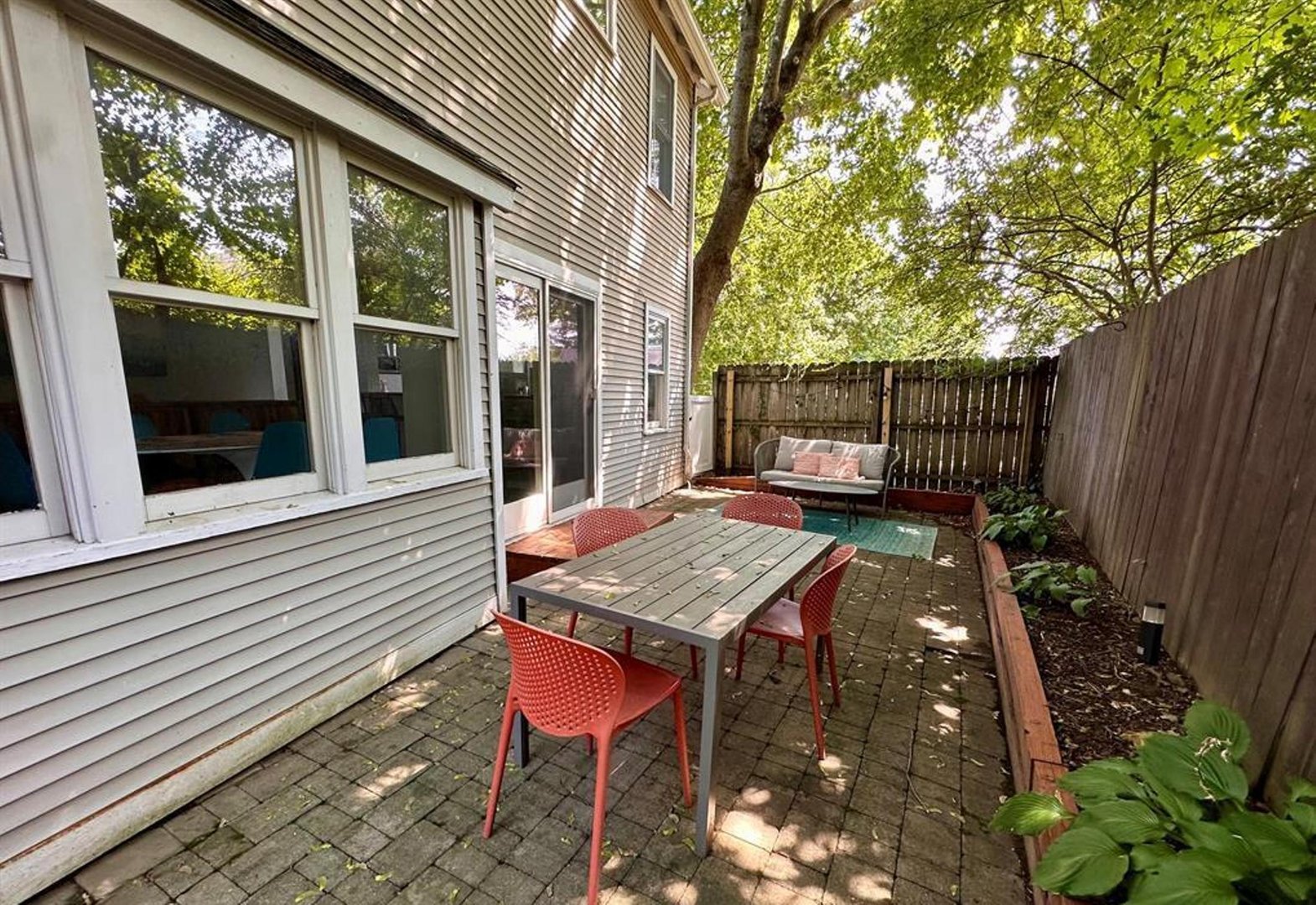 44 Warren Street Photo 16