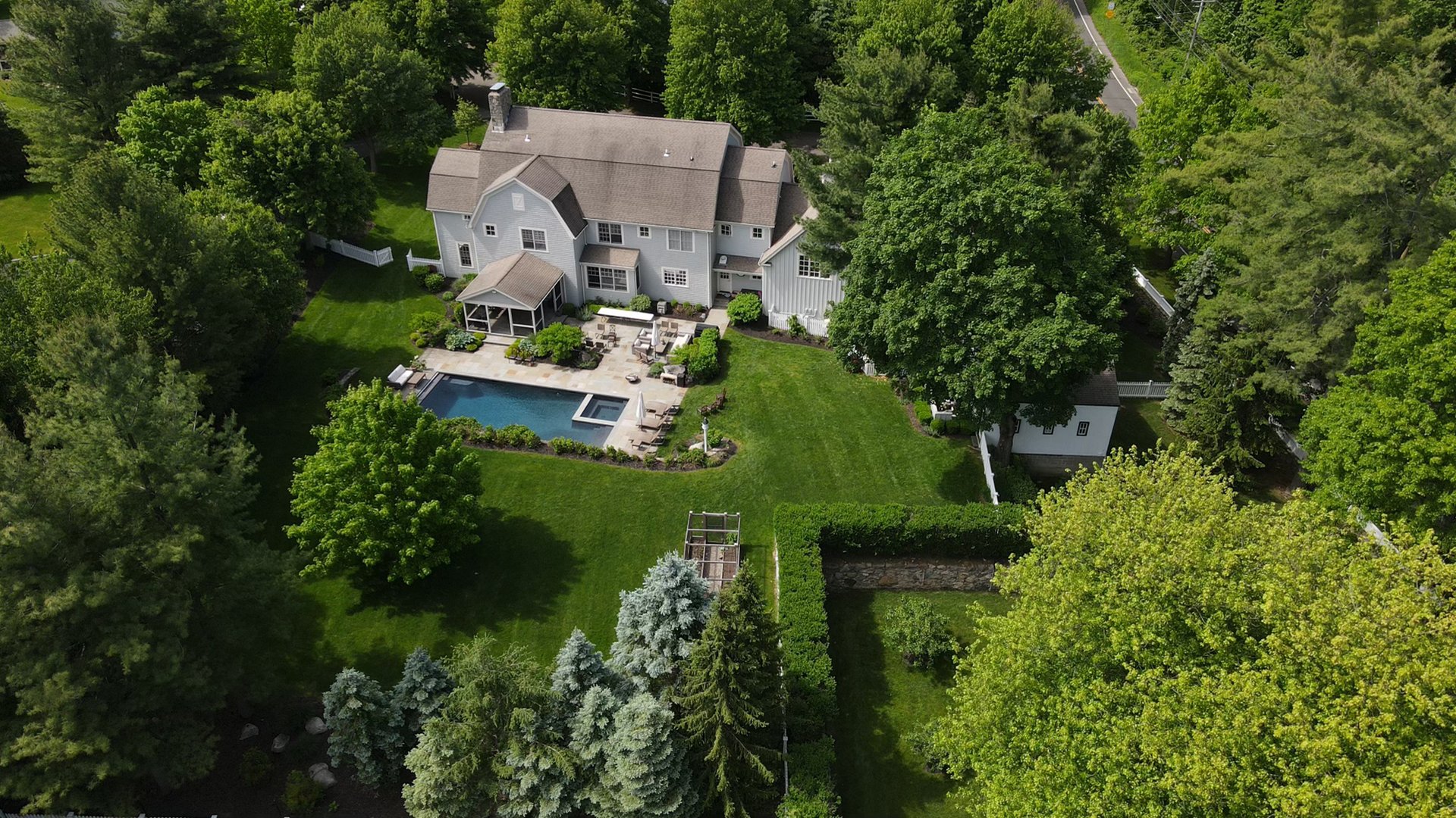 1 Greystone Farm Lane Photo 2