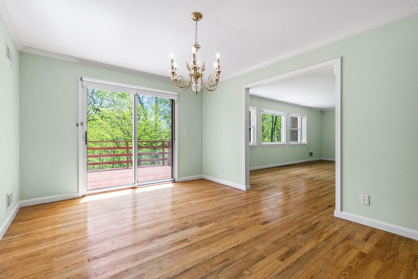30 Claudet Way Photo 9