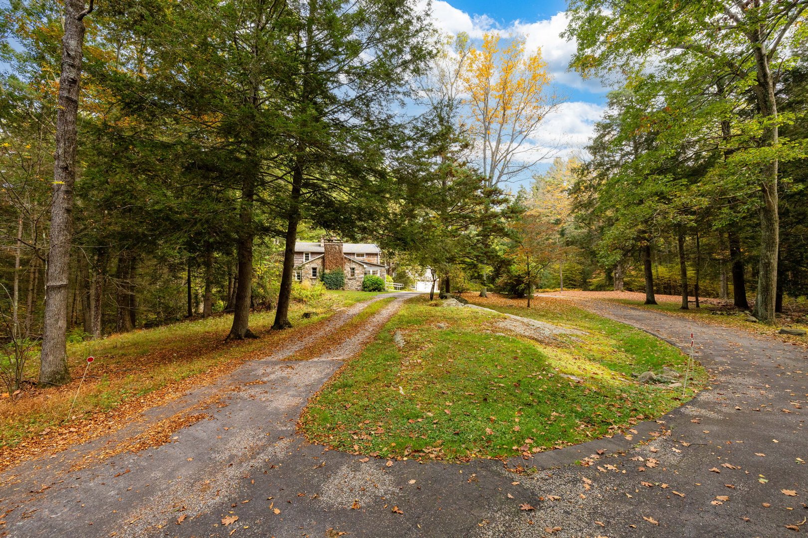 418 Plymouth Road Photo 7